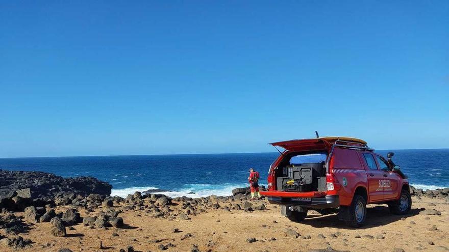 Segundo día de búsqueda del bañista extranjero desaparecido en Los Charcones en Lanzarote
