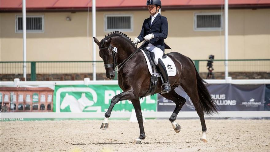 Javier Higuera, con ‘Fulvius’, se impone en el internacional de Segovia