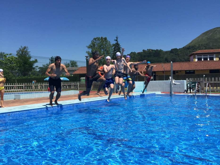 Apertura de las piscinas de Cangas de Onís