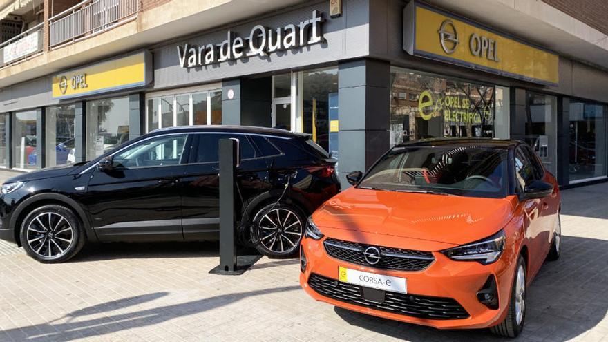 Los nuevos Corsa-e y Grandland X Híbrido Enchufable en Opel Vara de Quart