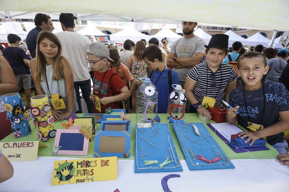 Jóvenes emprendedores y solidarios