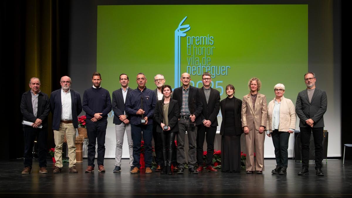 Tots els premiats amb els guardons de Pedreguer