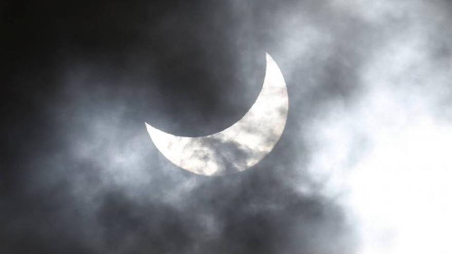 Eclipse total de Sol desde Australia