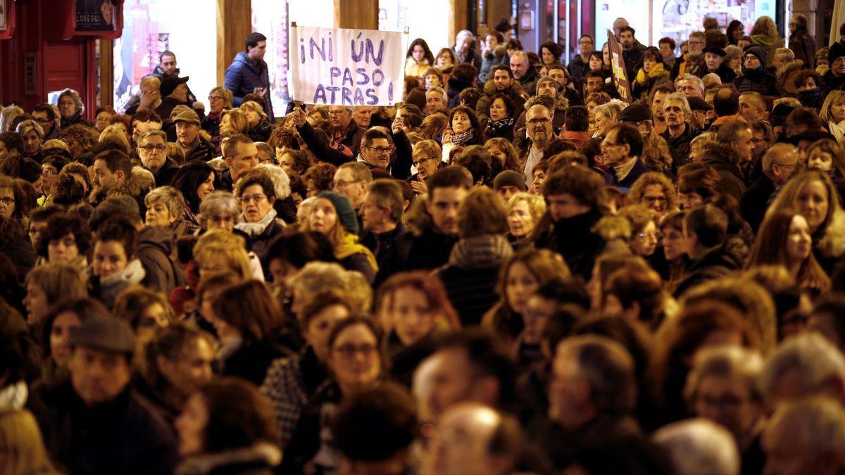 Col·lectius feministes es concentren a Pamplona sota el lema &#039;Ni un pas enrere en igualtat&#039;, el 15 de gener de 2019.