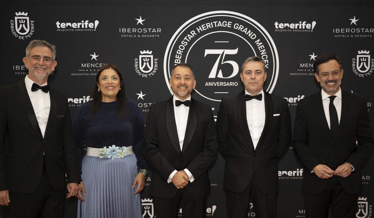 Antonio Bauzá, Dimple Melwani, Sr. José Manuel Bermúdez Esparza, Javier Muñoz Alegre y Sr. Lope Afonso Hernández.