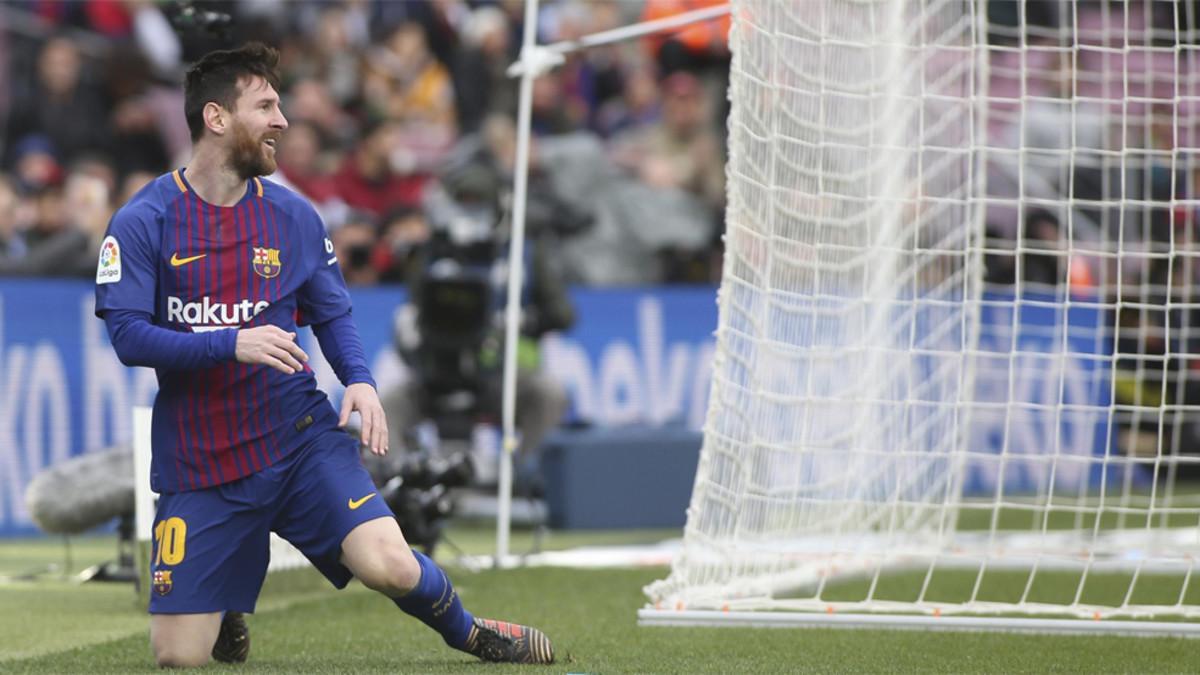 Leo Messi tras una acción durante el Barça-Celta de la Liga Santander 2017/18