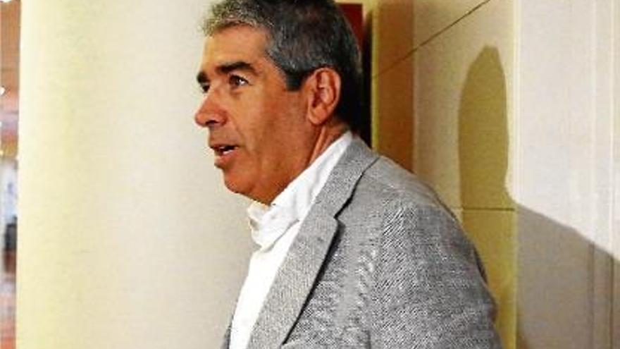 Homs va apostar per un govern alternatiu encapçalat per Pedro Sánchez.