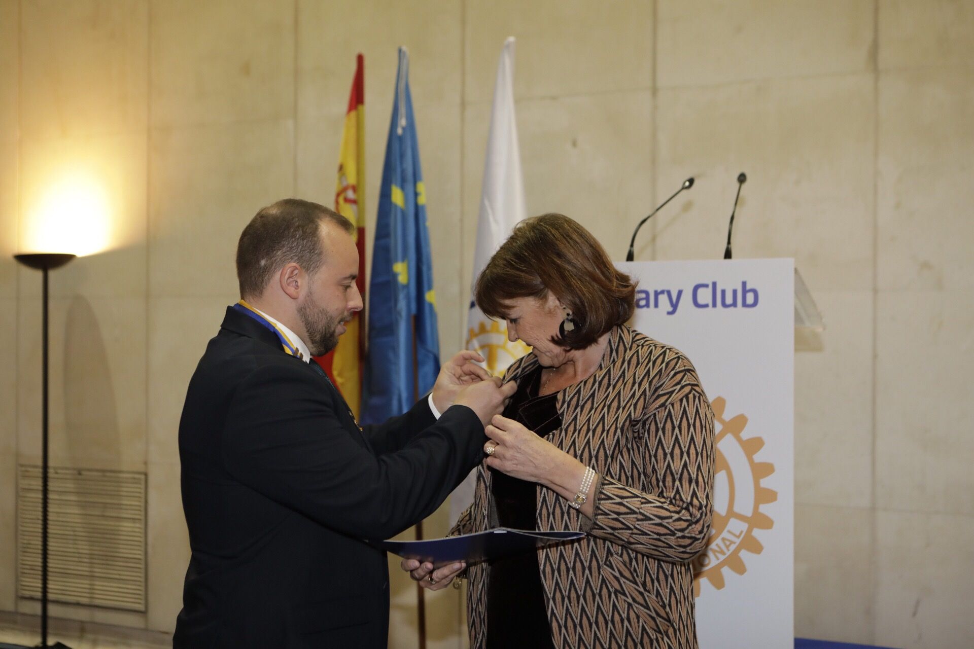 EN IMÁGENES: Entrega del premio "Paul Harris" de los rotarios a Margarita Fuente