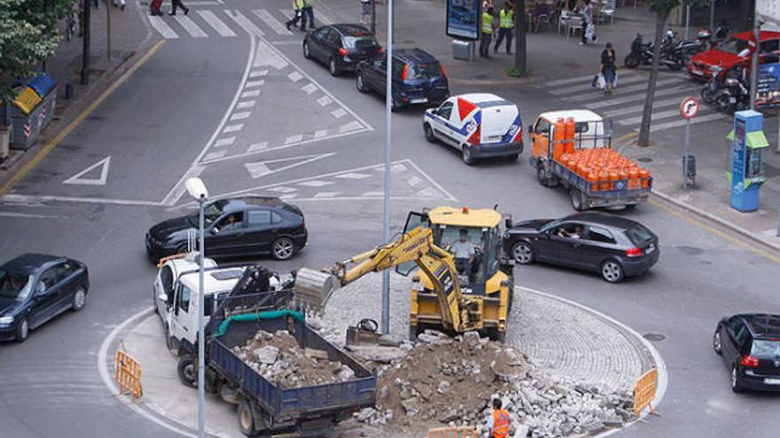 Girona Les obres a la rotonda del Lleó dóna inici a la reforma del carrer Migdia