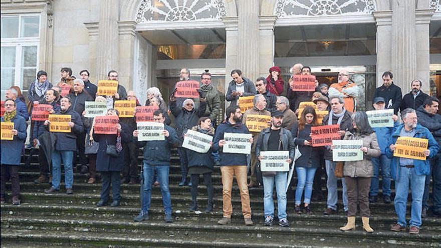 Protesta contra la cesión del Pazo de Lourizán a Ence