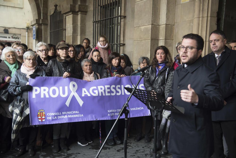 Pere Aragonès visita l'Ajuntament de Manresa