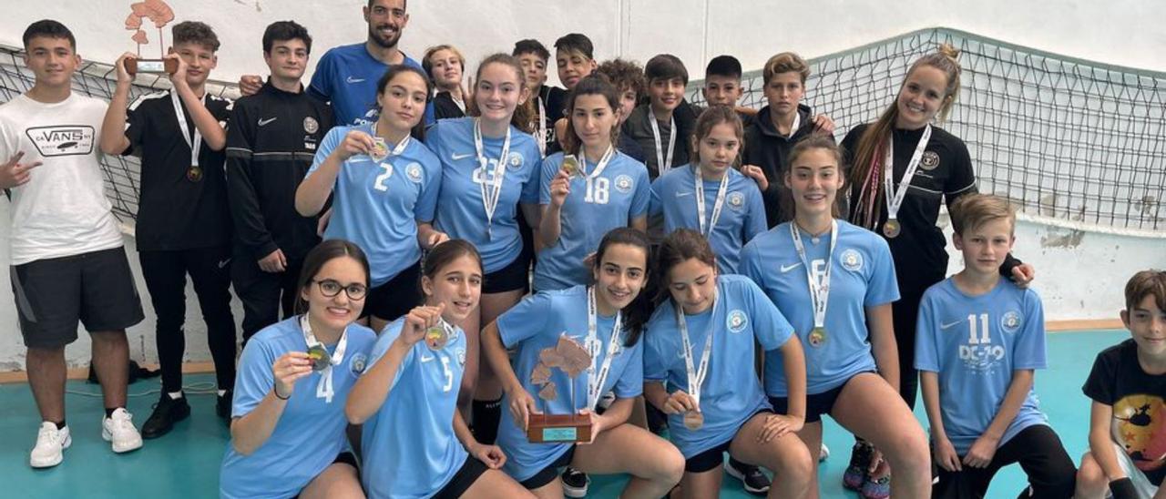 Los infantiles del CV Eivissa dan la cara en los campeonatos baleares.