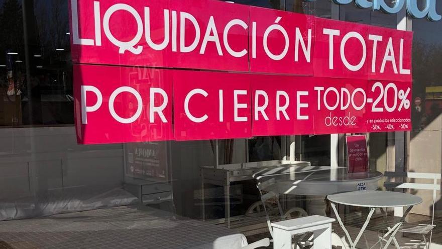 Liquidación total por cierre en la tienda &#039;Micasa&#039; en Zamora.