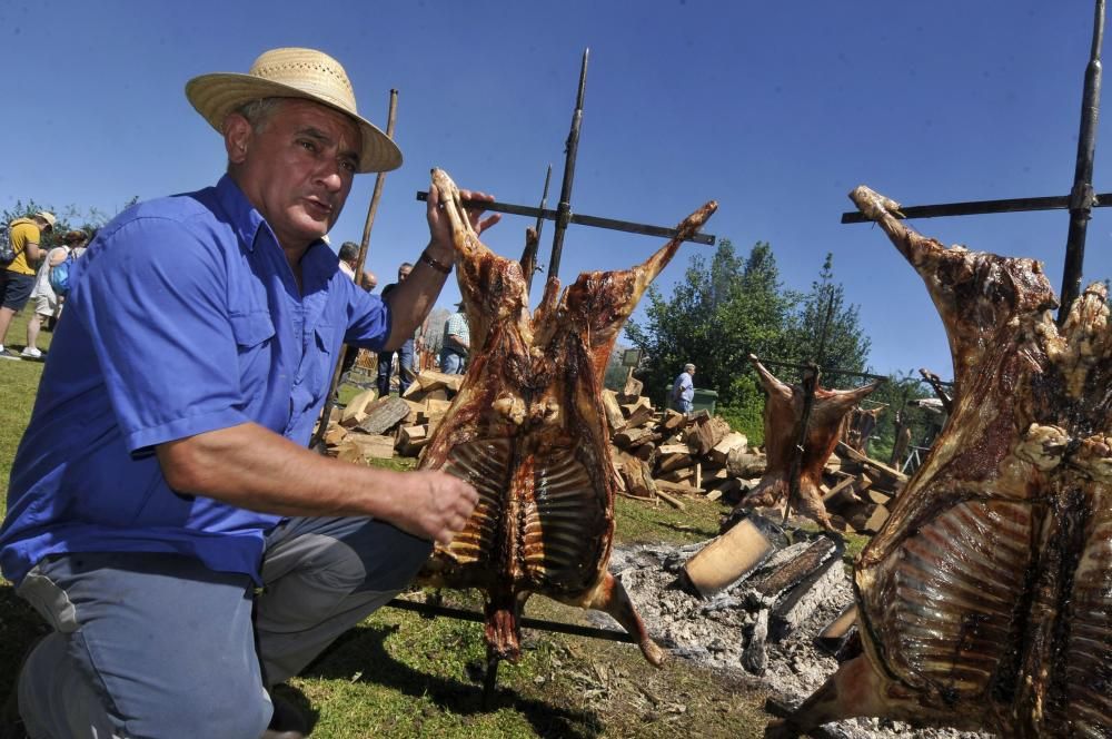 Fiesta del Corderu en Prau L.lagüezos