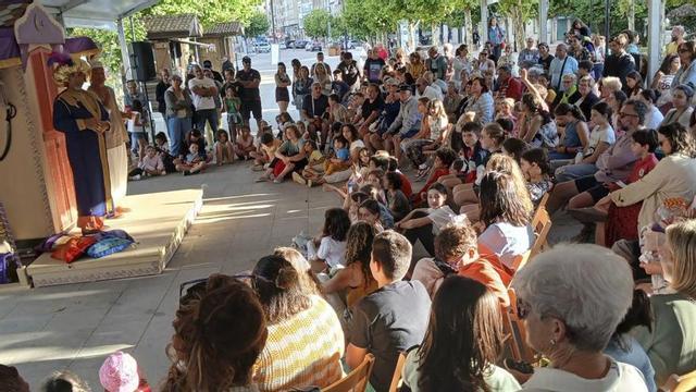 Un momento de la representación de «Sherezade, Aladino e os tres beduinos»