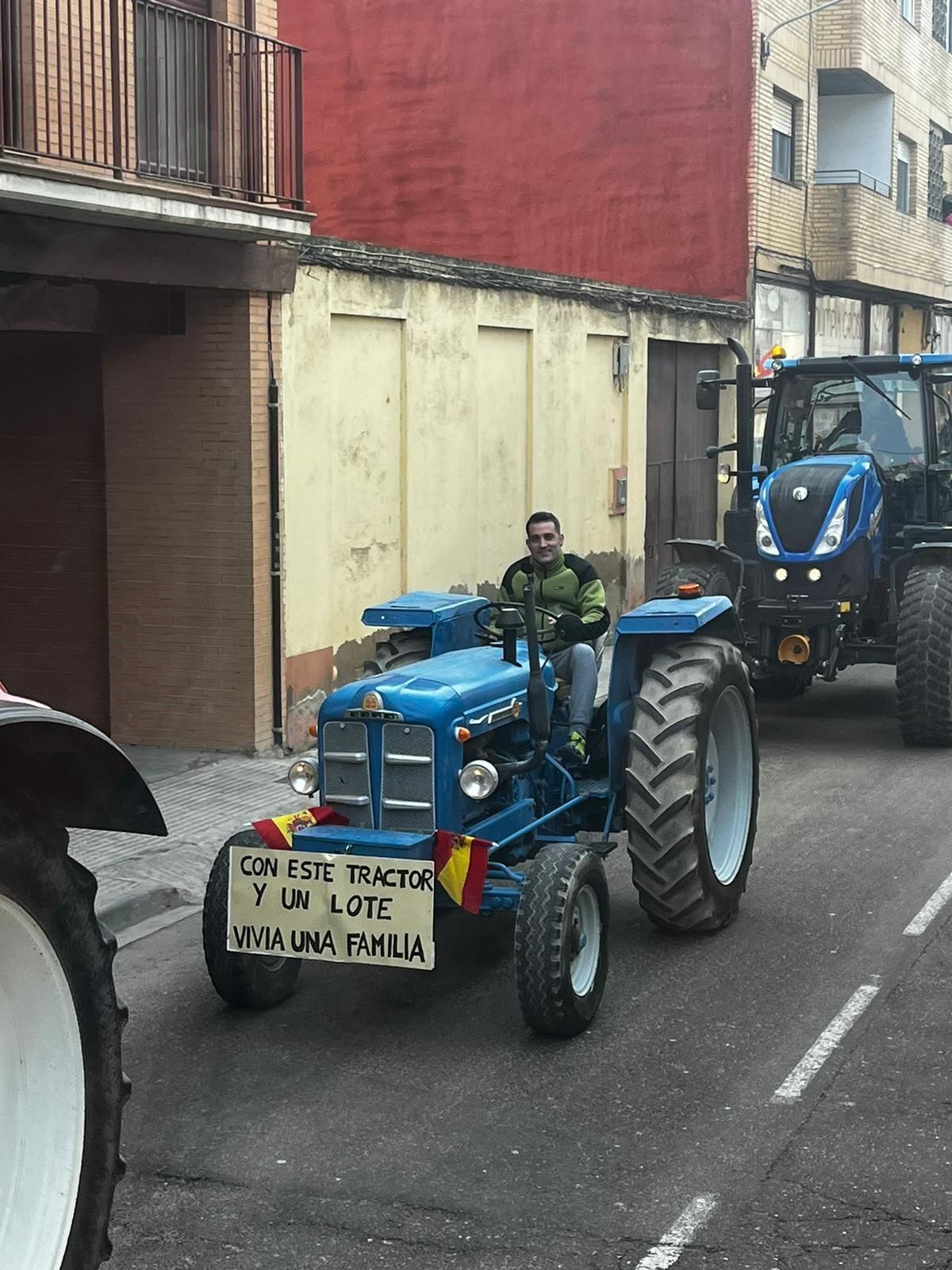 EN IMÁGENES | Tractorada en Ejea de los Caballeros