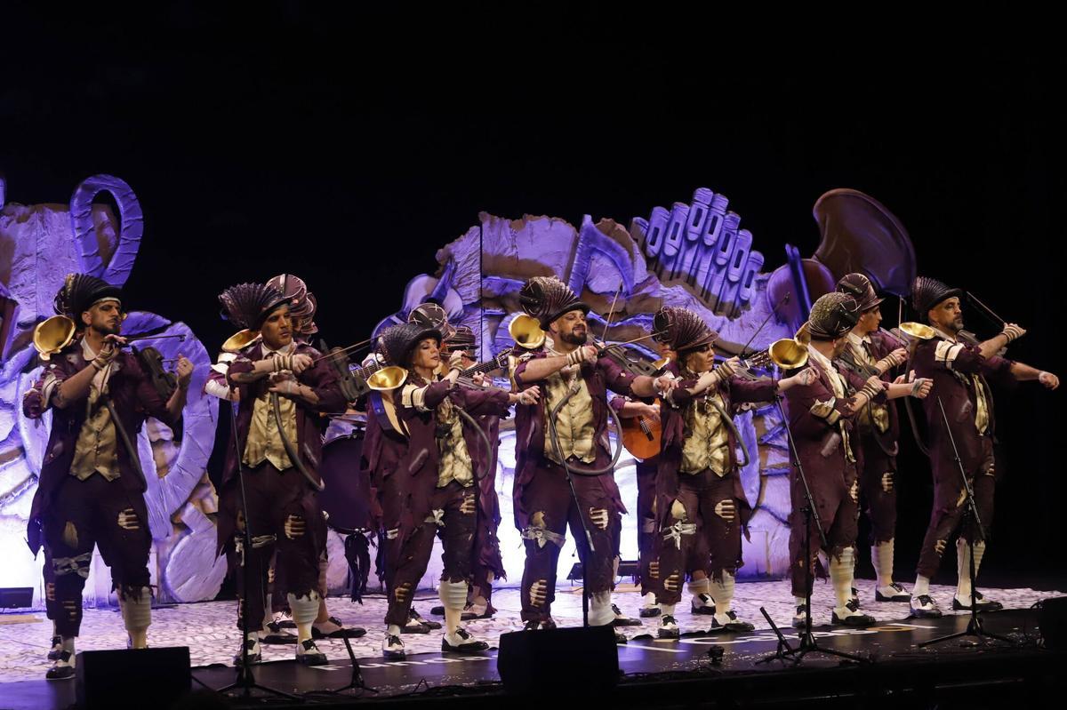 'Hijos de nadie' comparsa