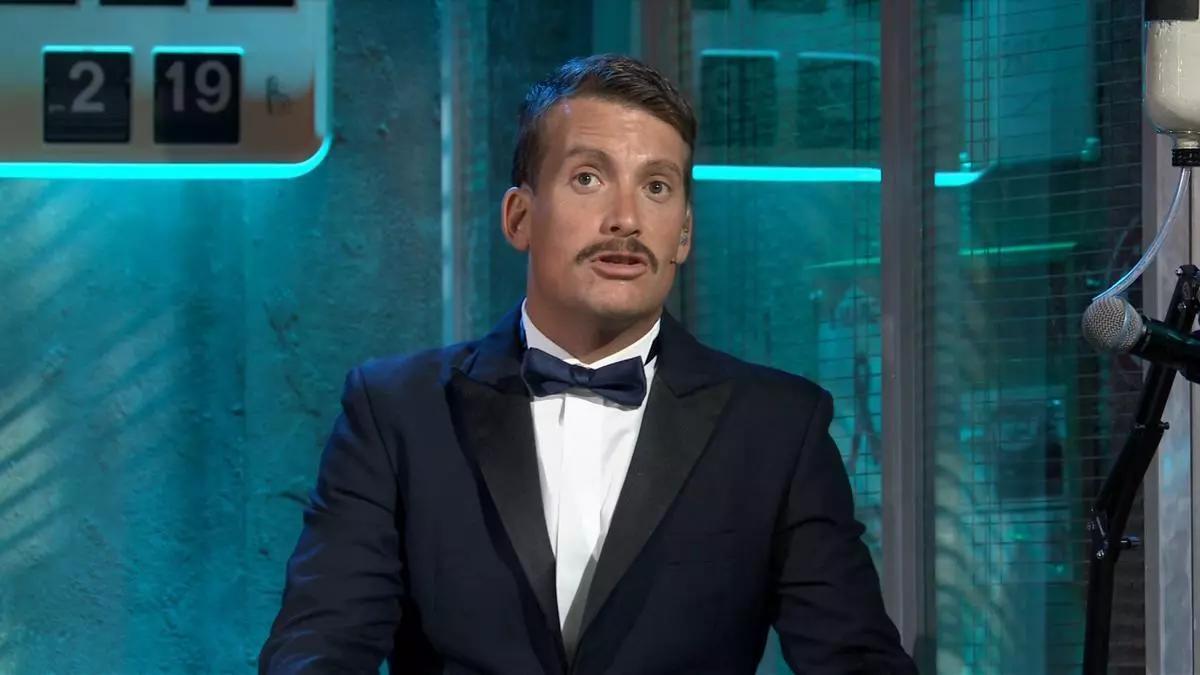 Grison (Marcos Martínez), beatboxer, teclista y colaborador del programa de televisión de David Broncano, 'La Revuelta', en el episodio del 29 de octubre