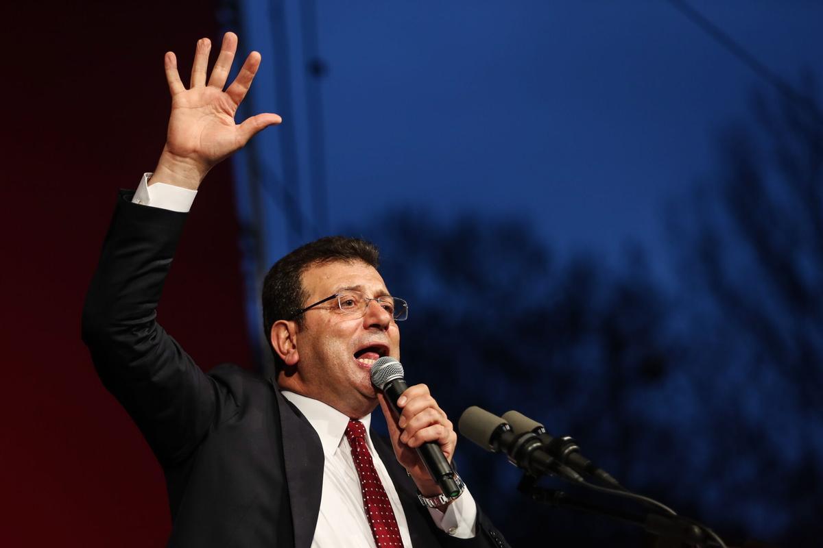 Imagen de archivo del alcalde de Estambul, el socialdemócrata Ekrem Imamoglu, principal rival del presidente de Turquía, el islamista Recep Tayyip Erdogan. (Turquía, Estanbul) EFE/EPA/SEDAT SUNA. NO VENTAS ZONA EPA