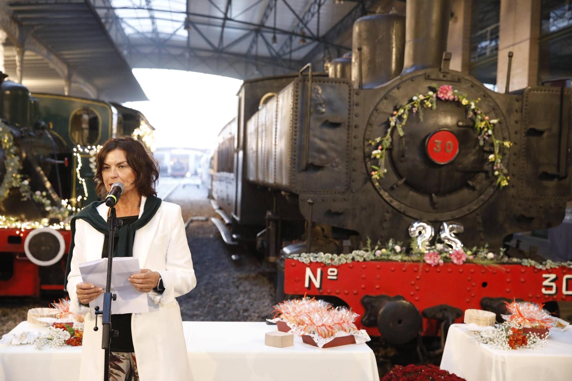 La celebración de los 25 años del Museo del Ferrocarril de Asturias, en imágenes