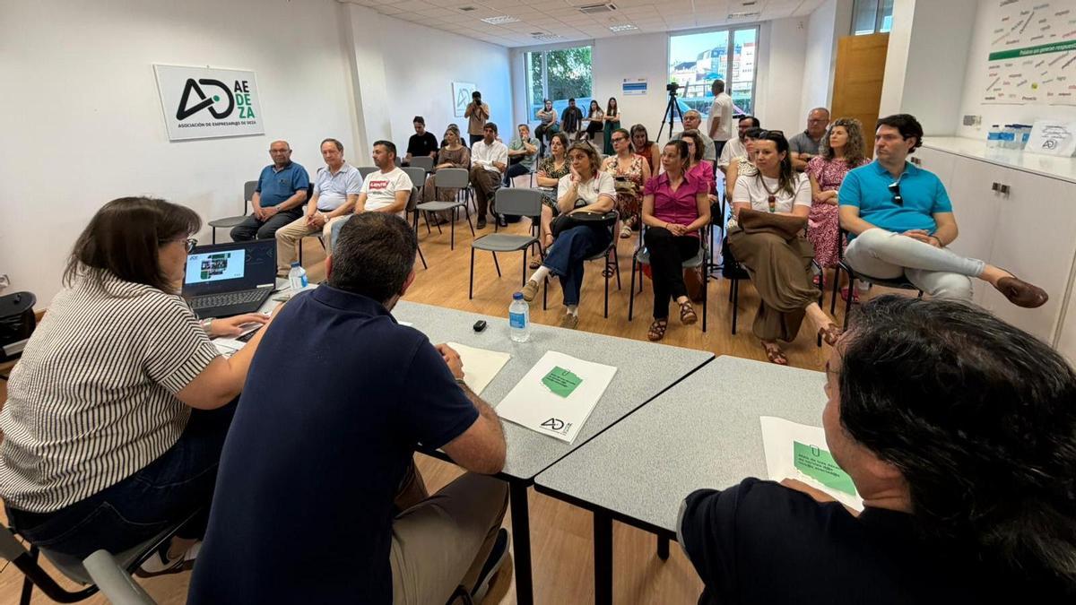 Asamblea ordinaria de la AED, celebrada a última hora de la tarde del martes.