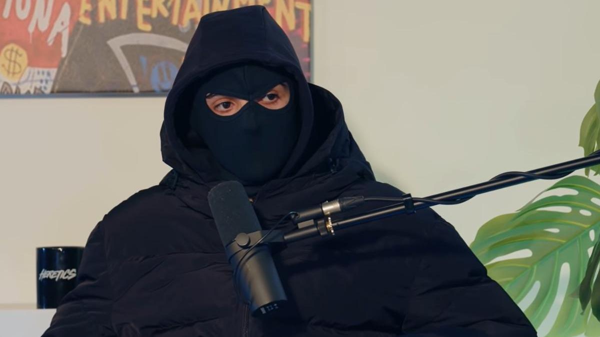 El 'hacker' Alcasec, en un podcast.