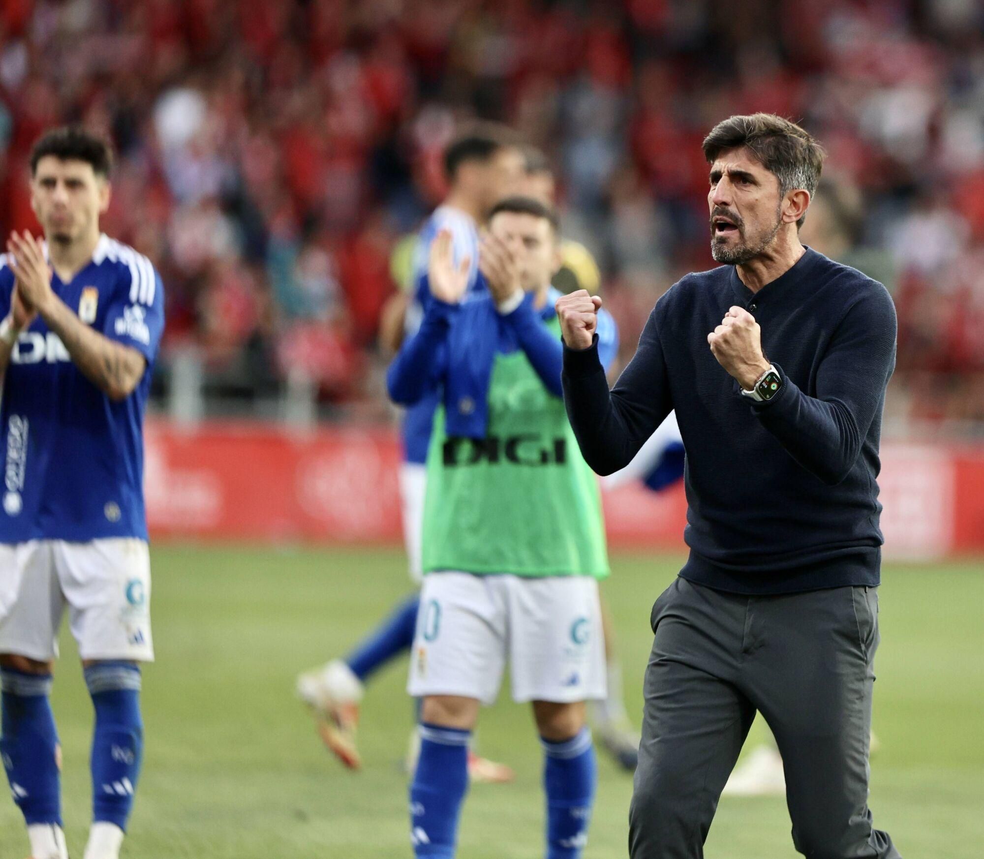 EN IMÁGENES: Ambientazo en el primer partido de la final por el ascenso a Primero entre Mirandés y Real Oviedo