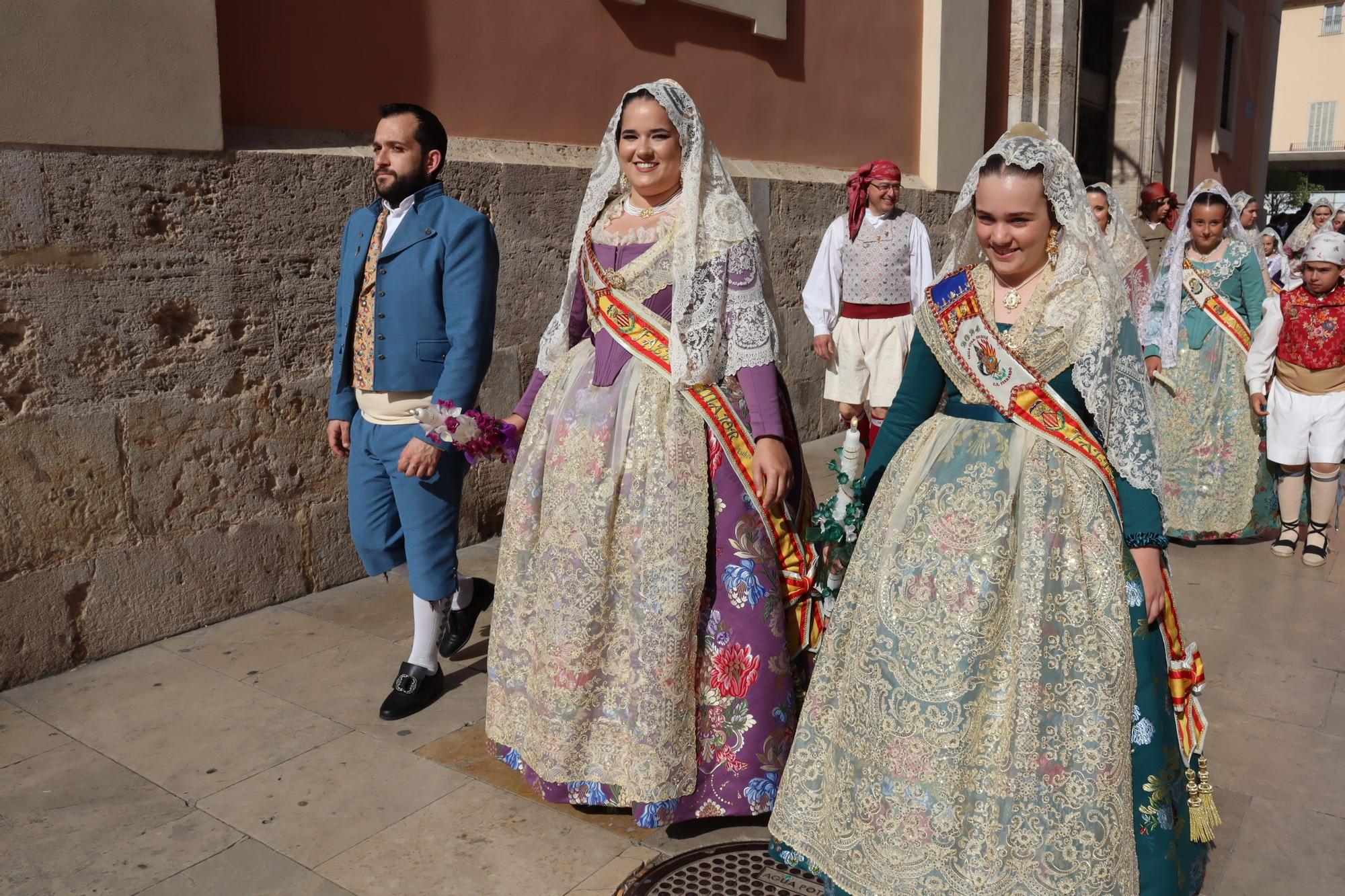 Las comisiones de falla en la Procesión de la Virgen (3/5)