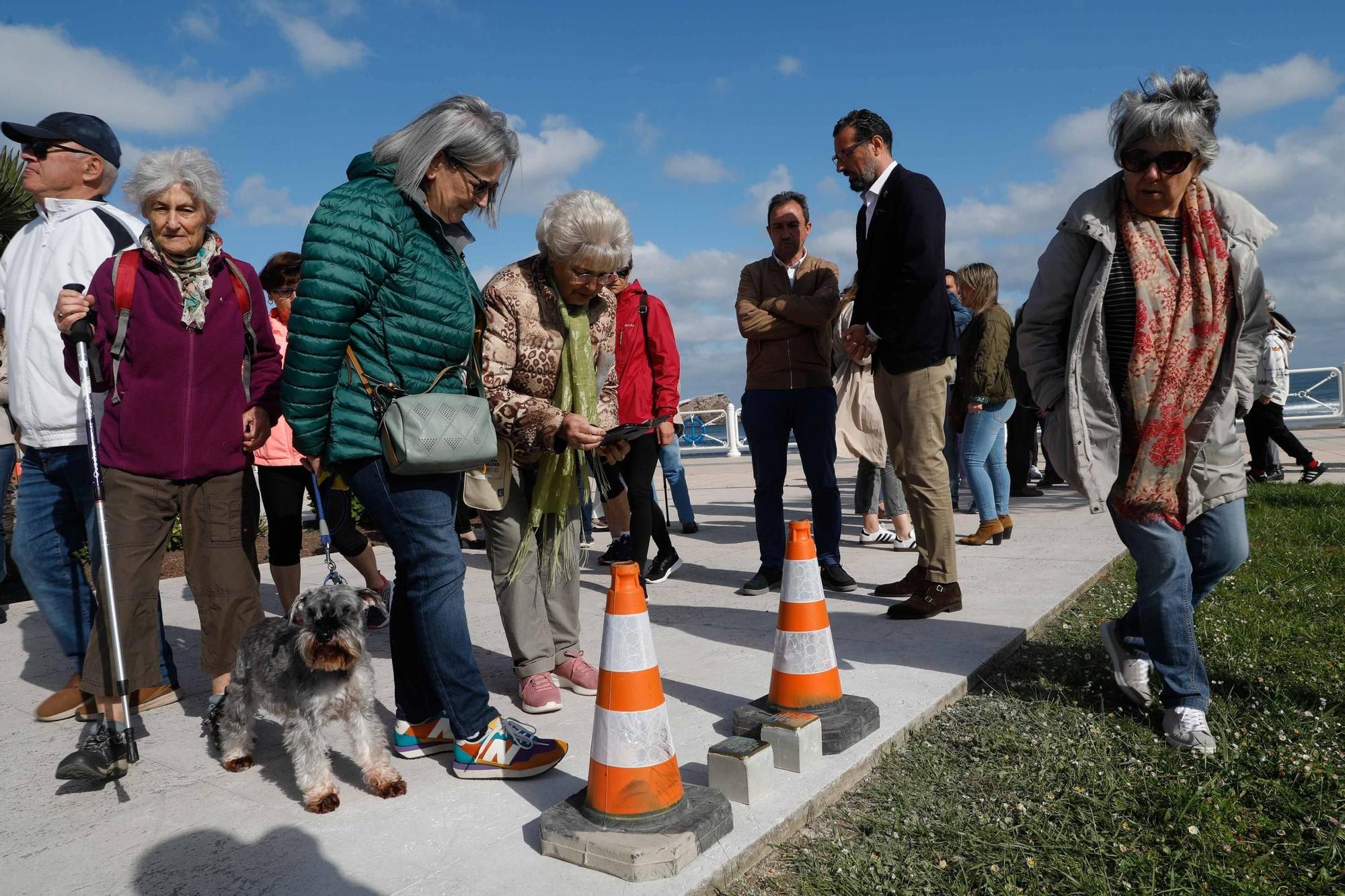 EN IMÁGENES: Así ha sido el homenaje a los cinco castrillonenses represaliados por el nazismo realizado en Salinas