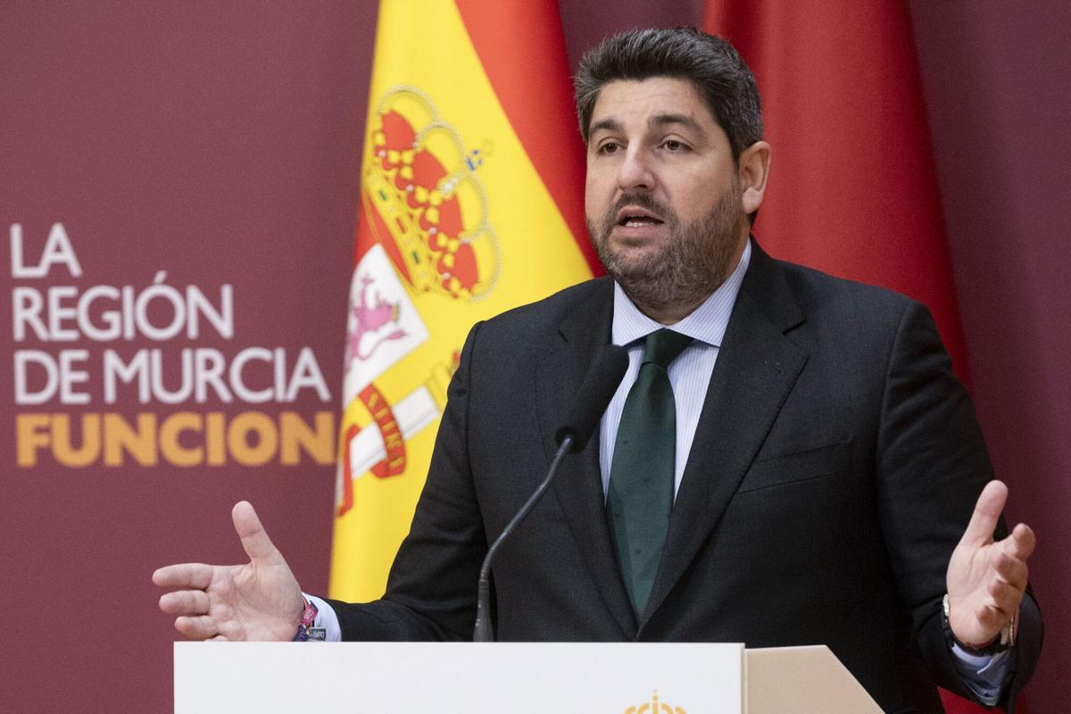 Un pacte entre el PP i Vox desbloqueja els pressupostos de Múrcia Un pacte entre el PP i Vox desbloqueja els pressupostos de Múrcia