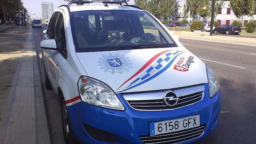 Un conductor borracho y sin puntos atropella a un policía en un control de alcoholemia