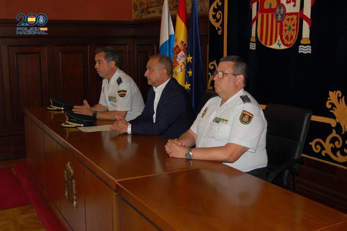 Incorporación de 176 policías nacionales a Canarias