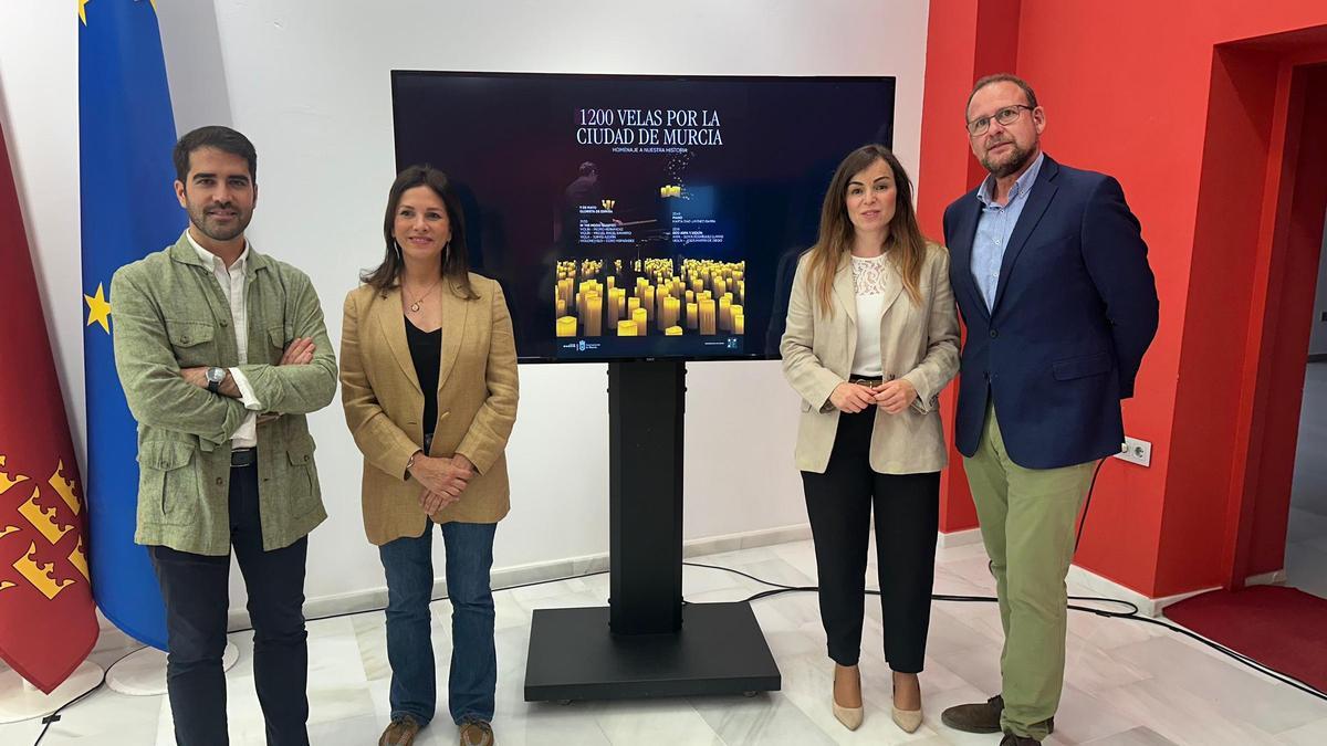 Presentación de los festejos por el Dia de la Ciudad de Murcia en el Ayuntamiento.