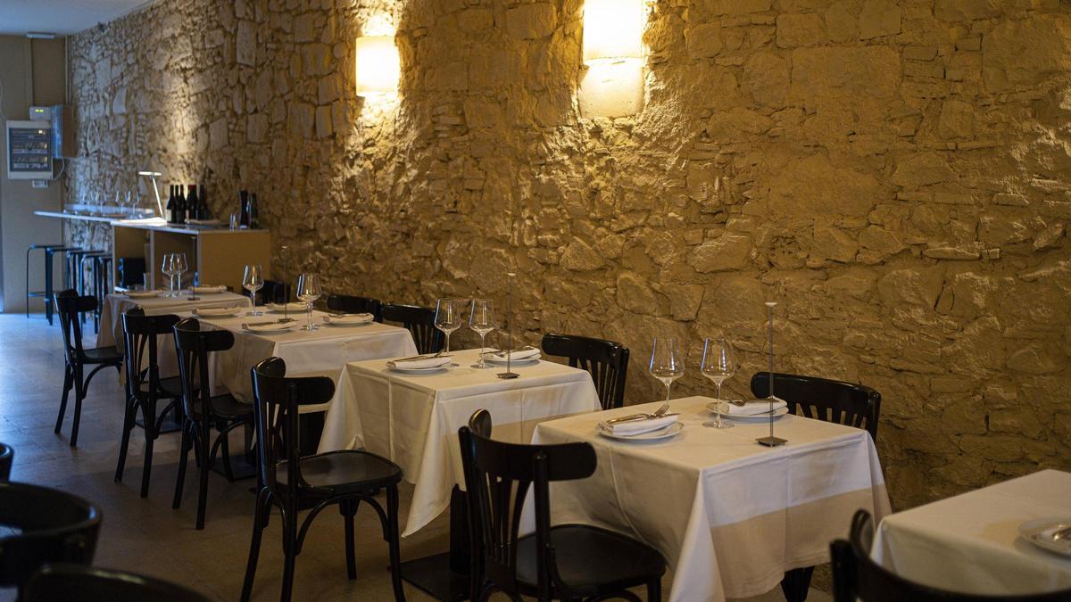 El comedor del restaurante Gegant, en Poblenou.