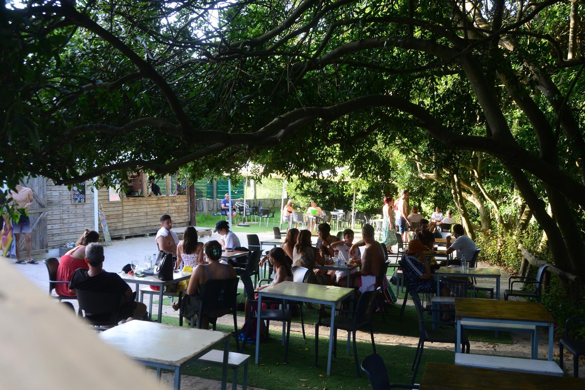 La terraza del chiringuito de Castiñeiras.