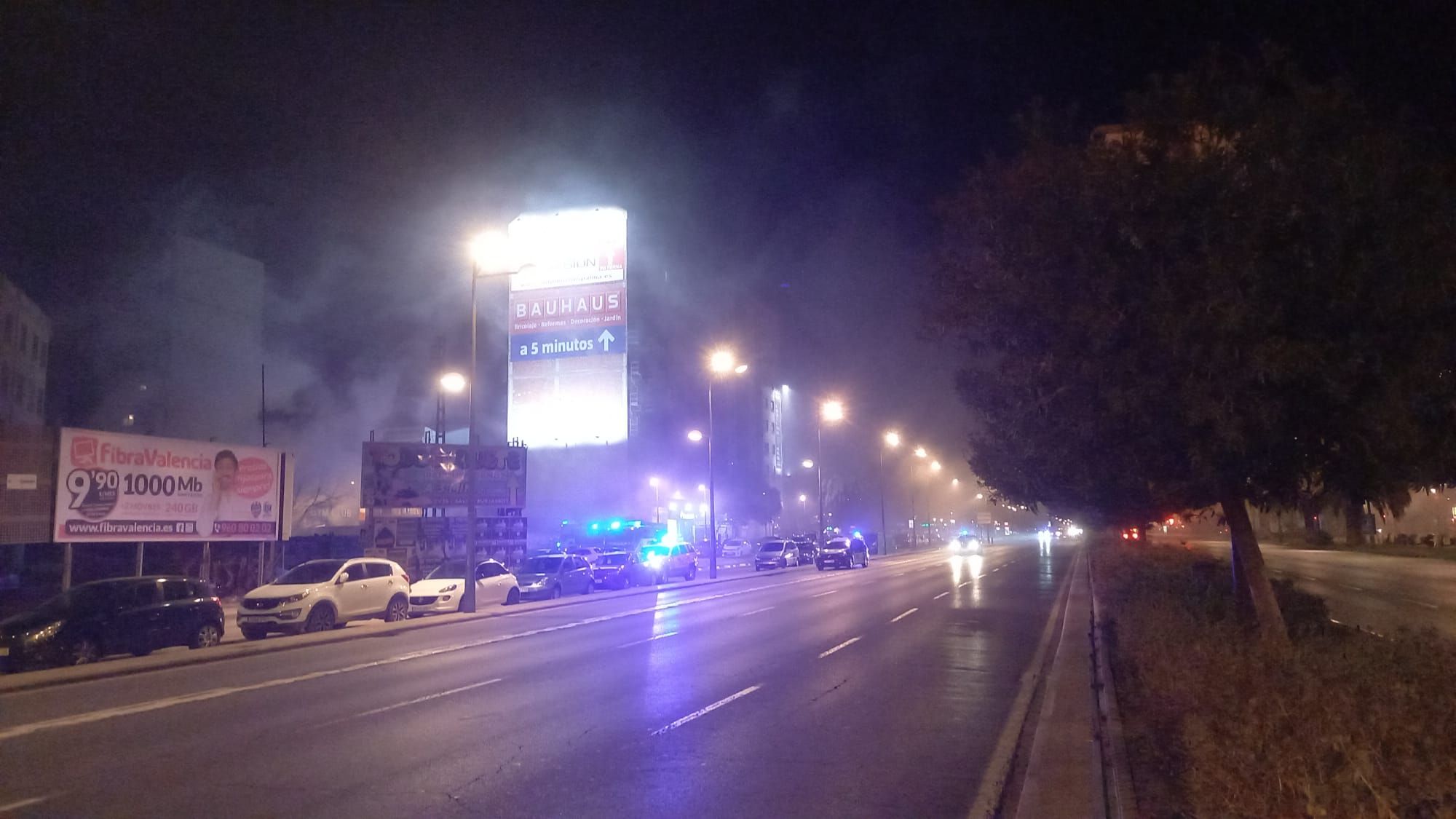 Incendio frente a Nuevo Centro en València