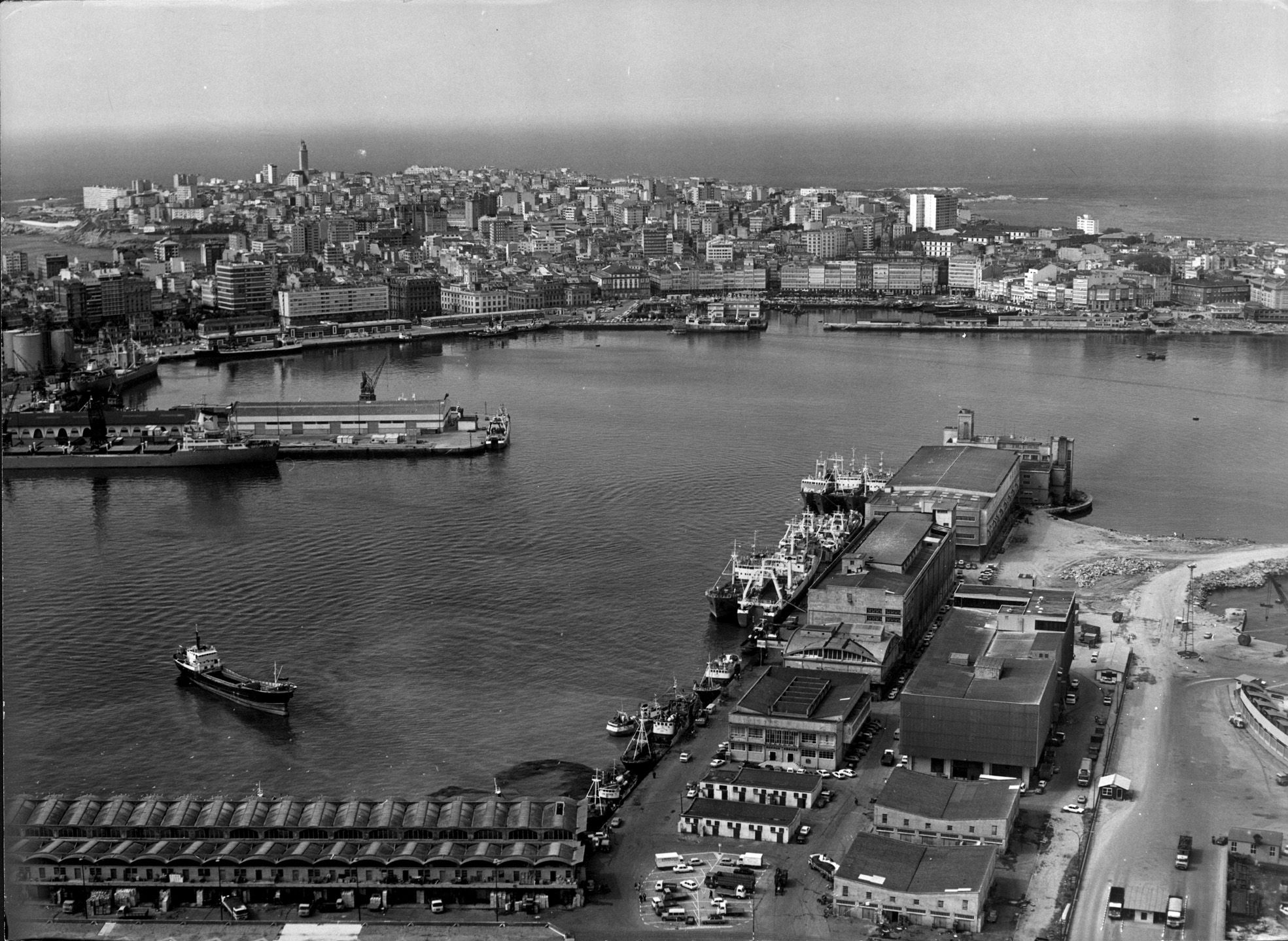 El puerto de A Coruña en 1980