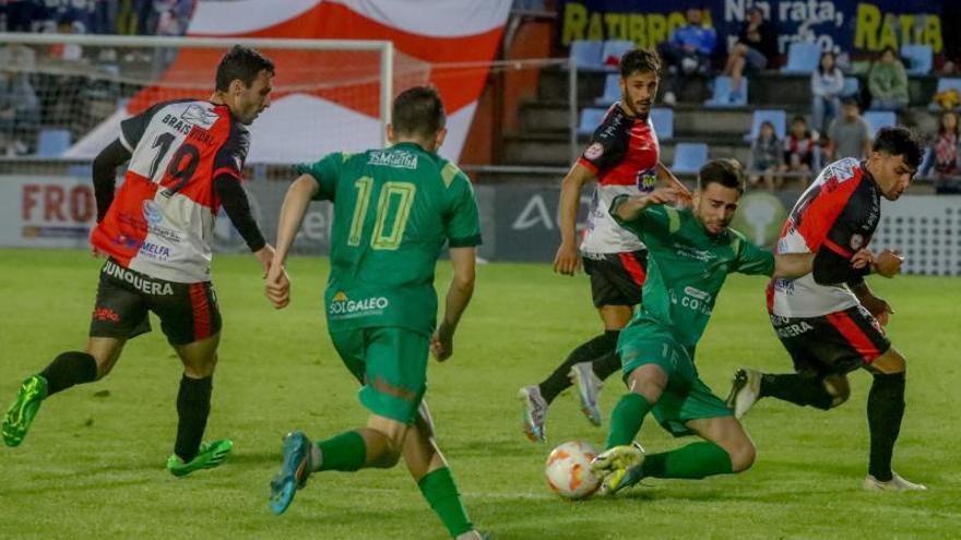 El Arosa sigue adelante en el sueño del ascenso tras superar a la UD Ourense (3-0)