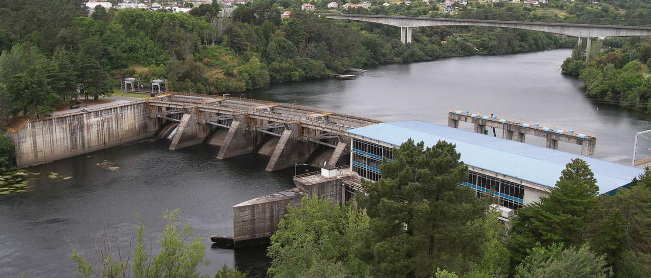 Central hidroeléctrica de Vella en Ourense.