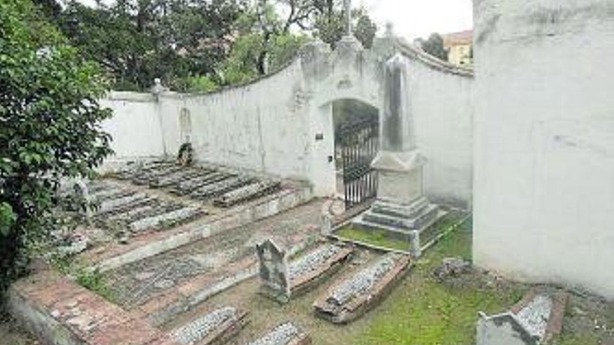 Organizan visitas al Cementerio Inglés.