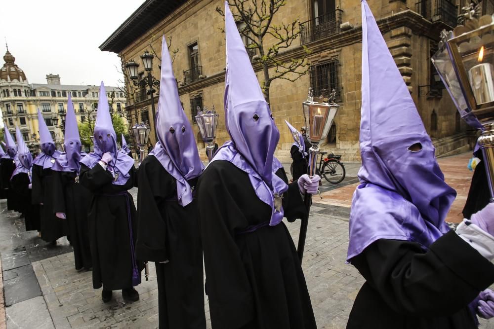 Procesión de la Soledad en Oviedo