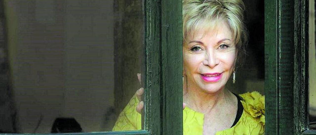 Isabel Allende.
