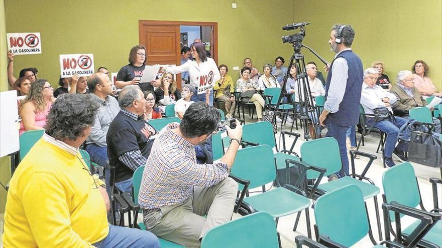 Una comisión decidirá el futuro de la gasolinera