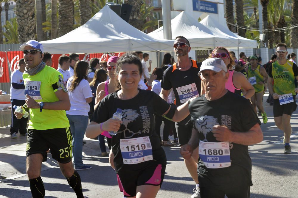 Hassane Ahouchar logra su cuarta victoria en el Medio Maratón de Elche