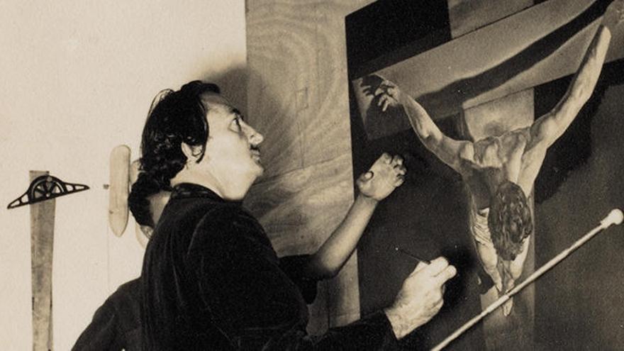 El primer documental que aborda el triangle vital i amorós de Salvador Dalí