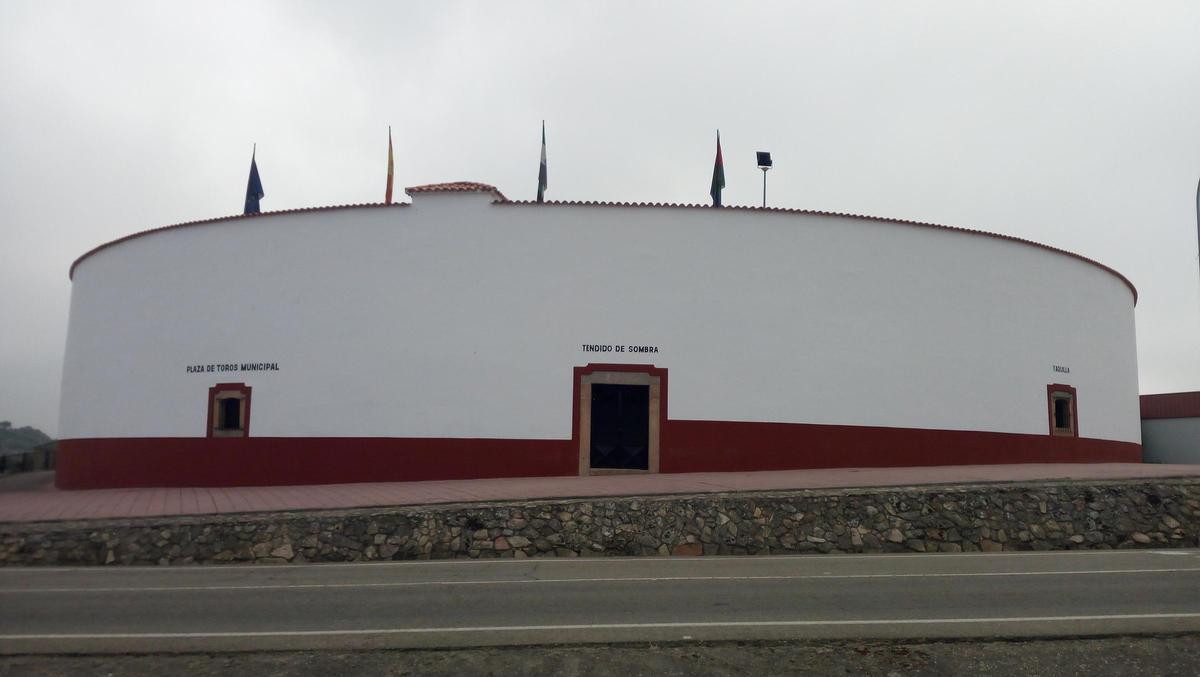 Plaza de Toros de Zarza la Mayor.