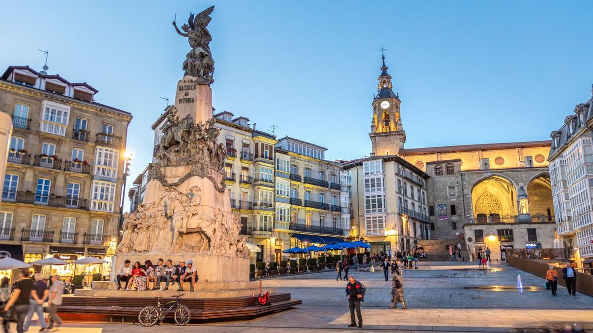 Plaza de la Virgen Blanca de Vitoria