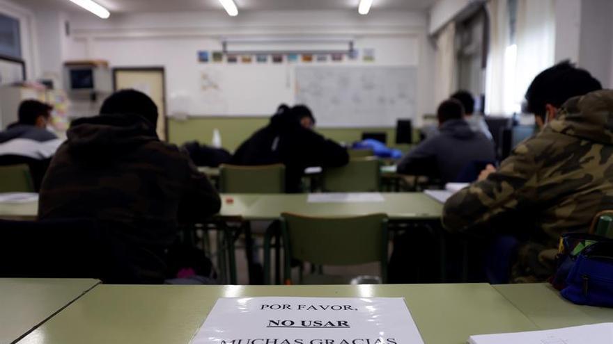 Unos 530 estudiantes y 70 docentes están afectados por el covid en Extremadura