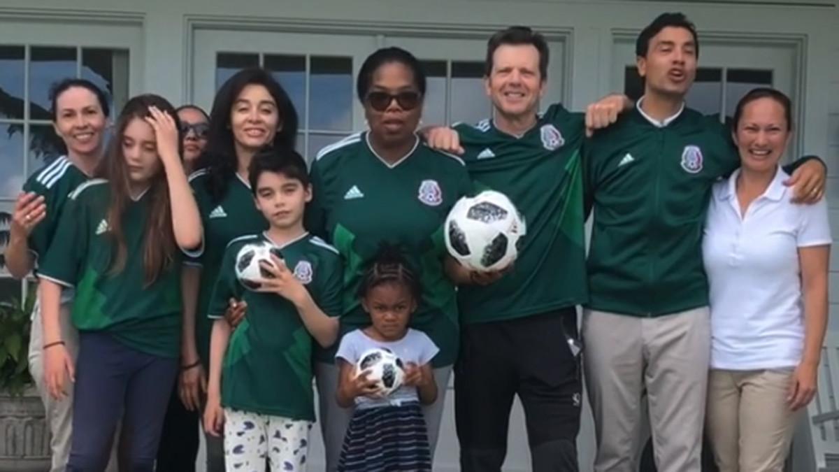 Oprah da su apoyo a la selección mexicana