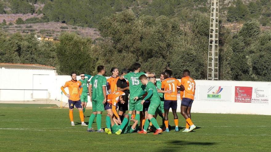 Fútbol regional | Competición no castiga la agresión de Els Ibarsos-Soneja